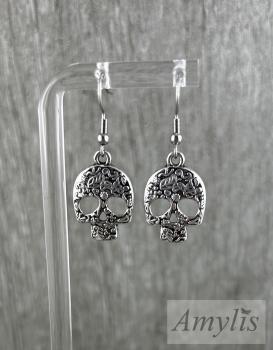 Preview: Totenkopf-Ohrhänger silber | Skull Ohrringe | Handmade von Amylis