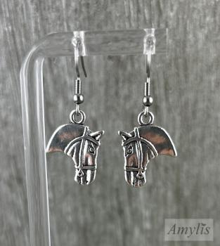 Preview: Pferdekopf Ohrhänger – stilvoller Charme für Pferdefreundinnen