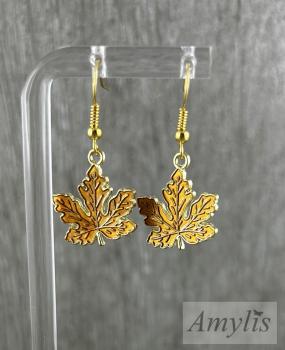Ahornblatt Ohrhänger – goldener Herbstschmuck | Amylis