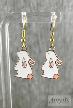 Weiße Hasen Ohrhänger – Handmade Schmuck aus der Sommerzauber Kollektion | Amylis